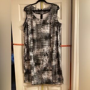 Jessica London black and white sleeveless dress